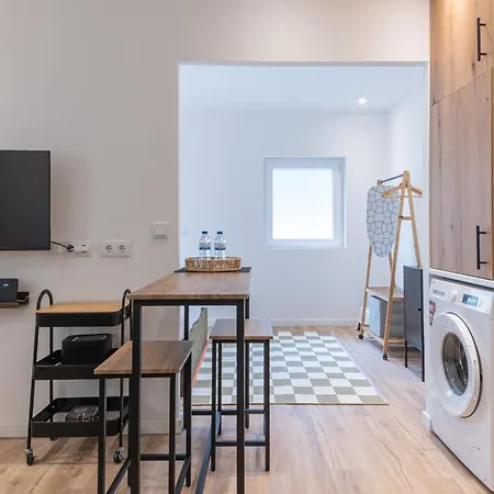 Campolide Charming & *