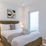 Campolide Charming & Apartmán *