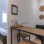 Apartment Campolide Charming & *